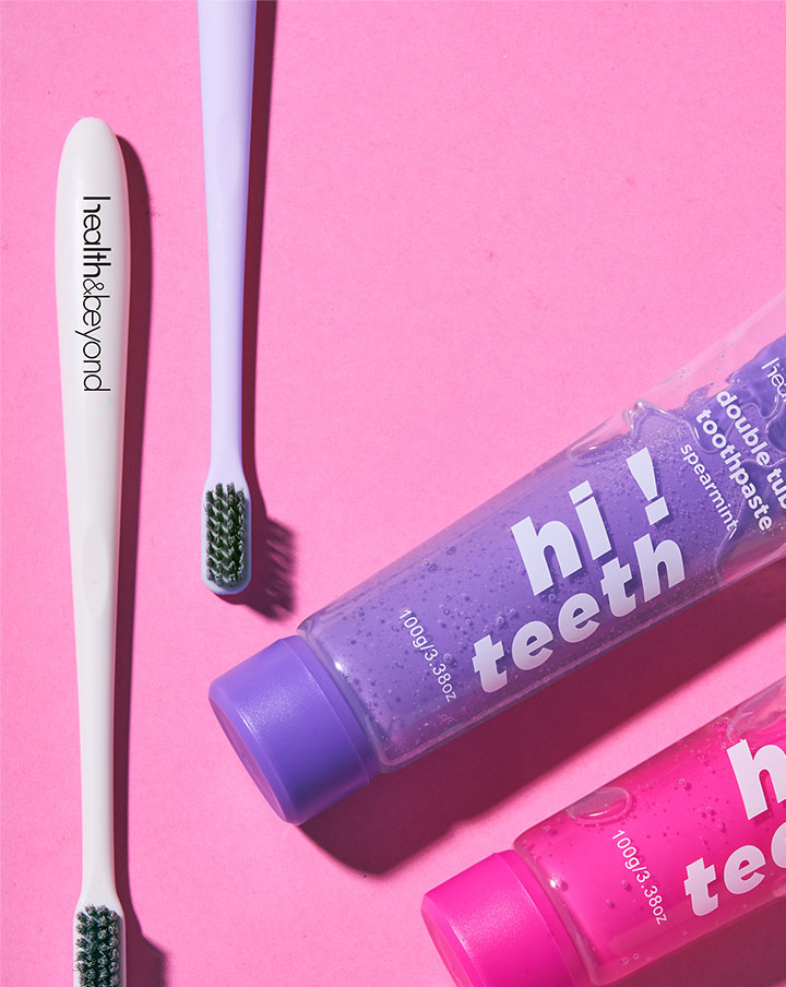 Pasta gigi tabung ganda dengan efek ganda