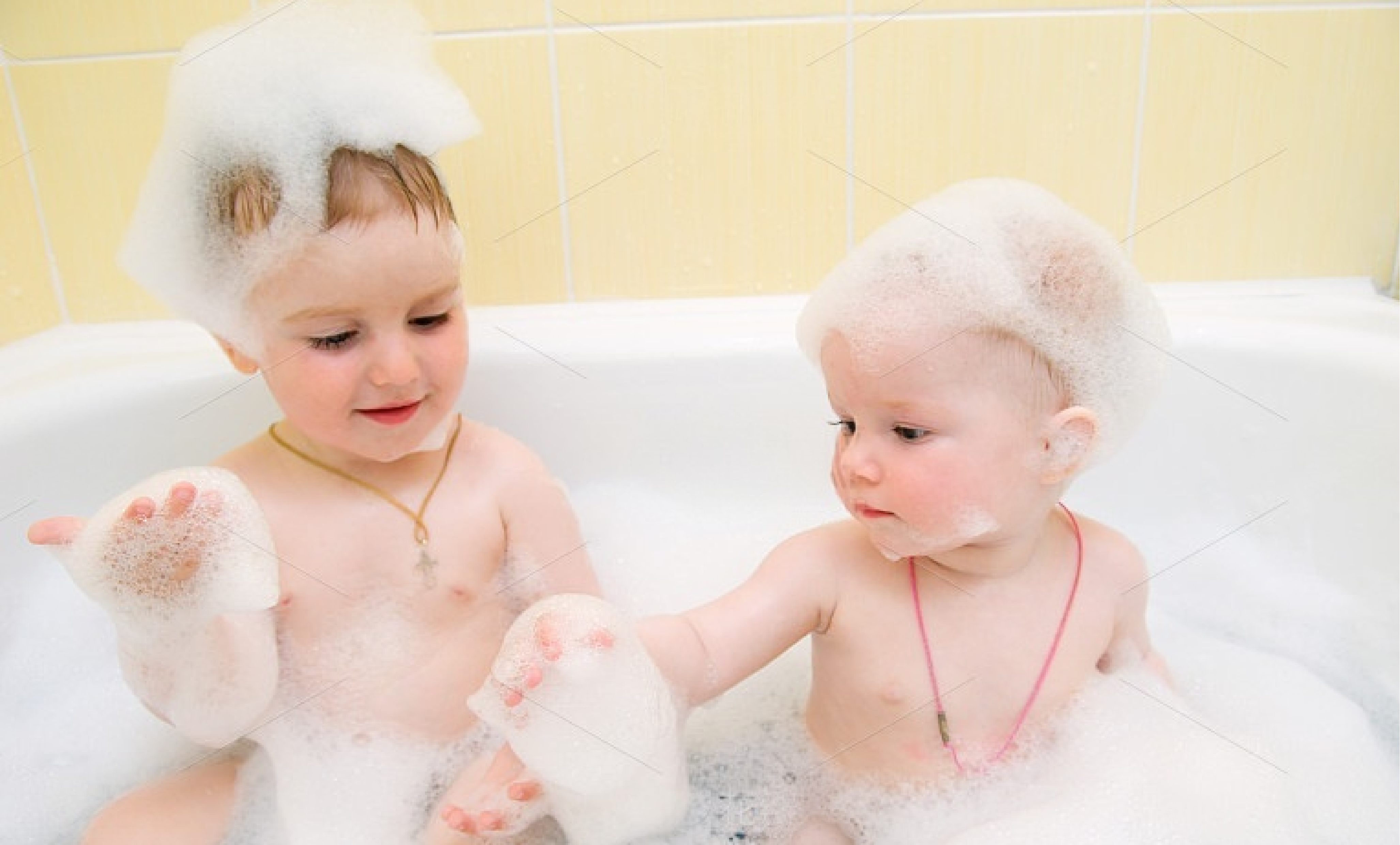 2-in-1 shampoo and body wash