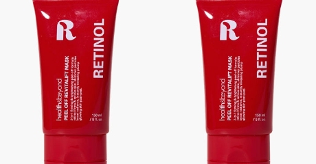 Masker Peel-Off Berkilau: Pendekatan Lembut untuk Eksfoliasi Wajah Masker Peel-Off Berkilau: Pendekatan Lembut untuk Eksfoliasi Wajah